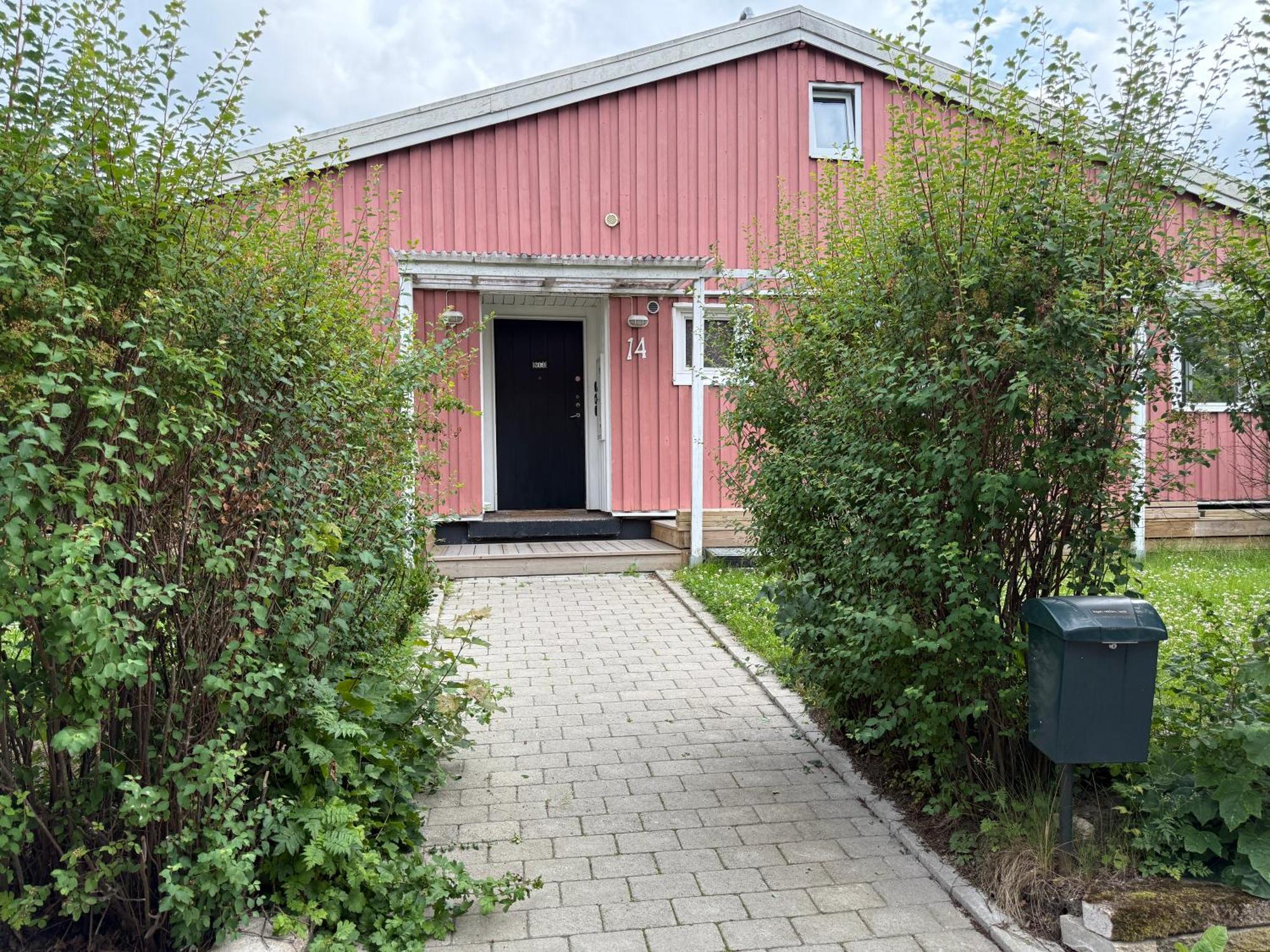 Entire Modern In Kista - Suitable For Four Persons * Ville de Stockholm