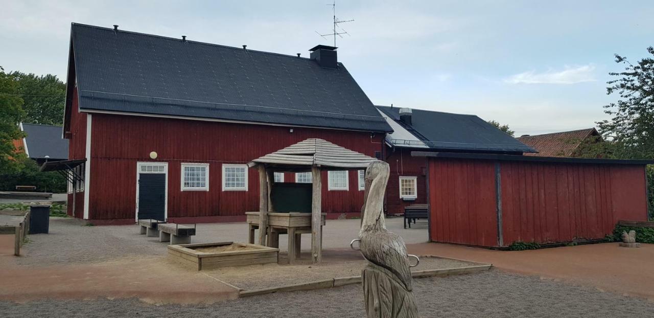 Entire Modern In Kista - Suitable For Four Persons * Ville de Stockholm