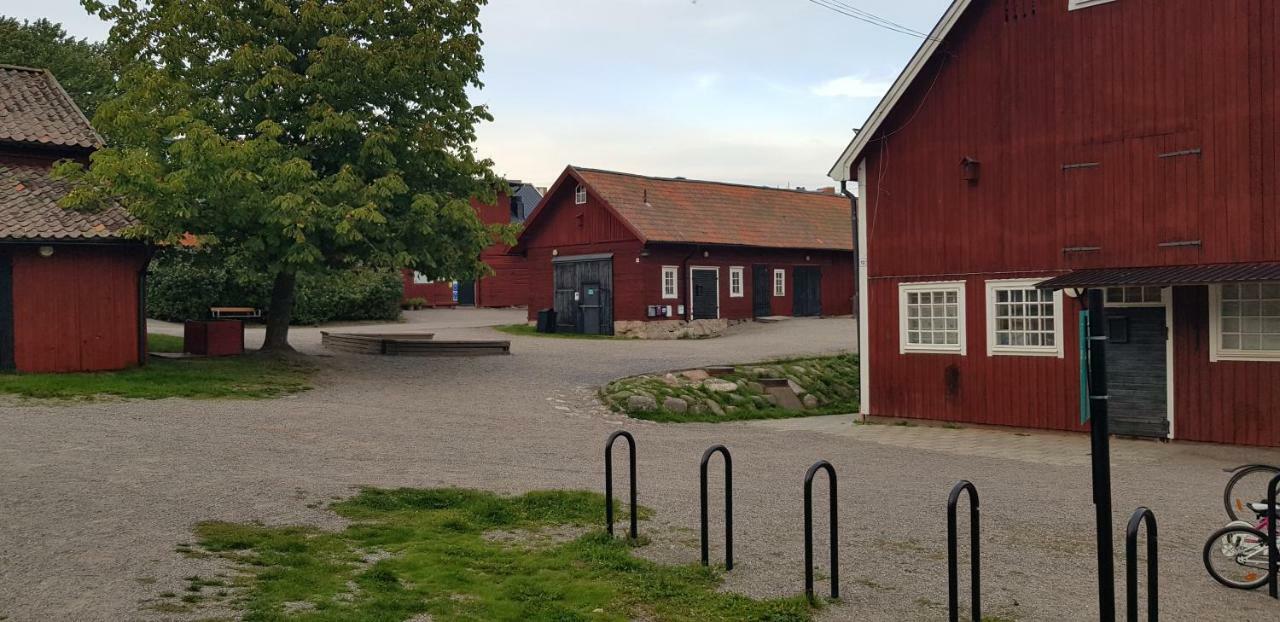 Entire Modern In Kista - Suitable For Four Persons * Stockholm