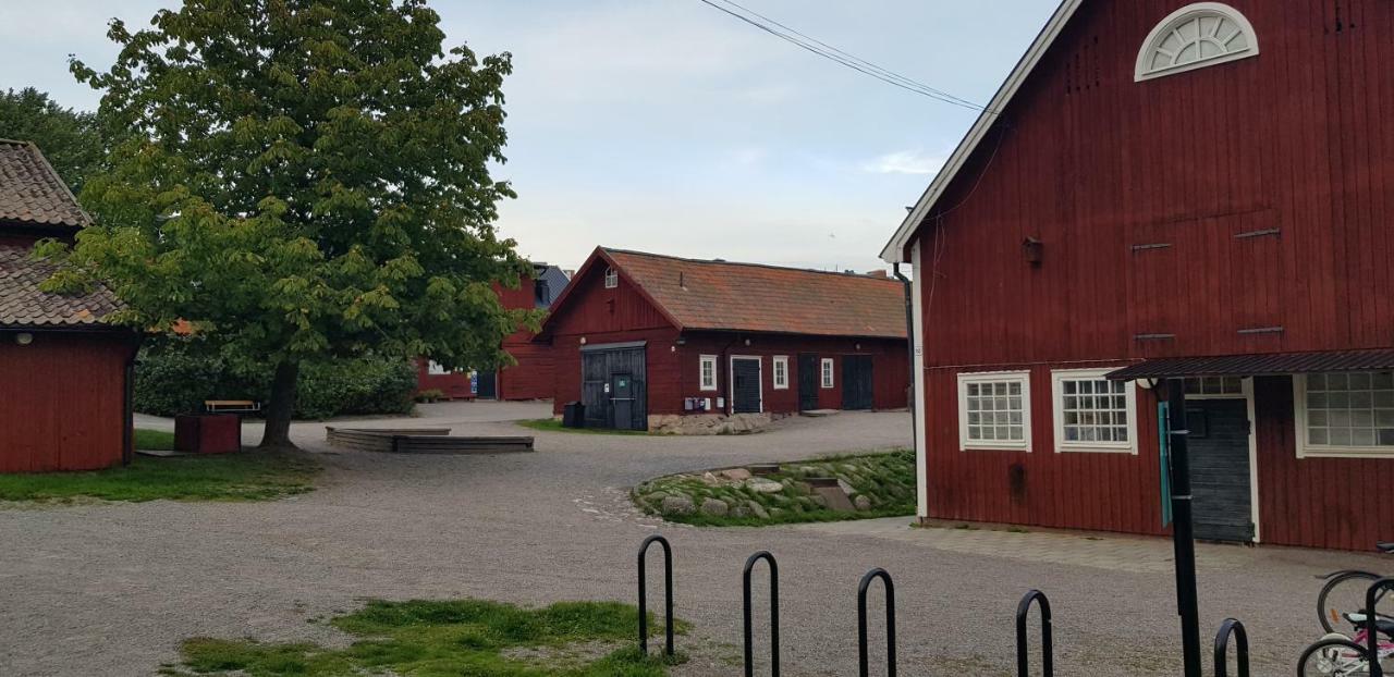 Entire Modern In Kista - Suitable For Four Persons Feriehus Stockholm
